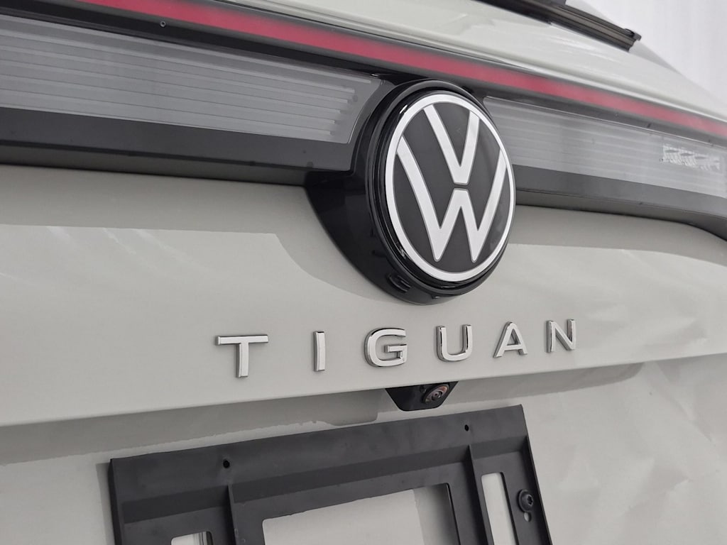 Thumbnail: 2026 Volkswagen Tiguan - 7