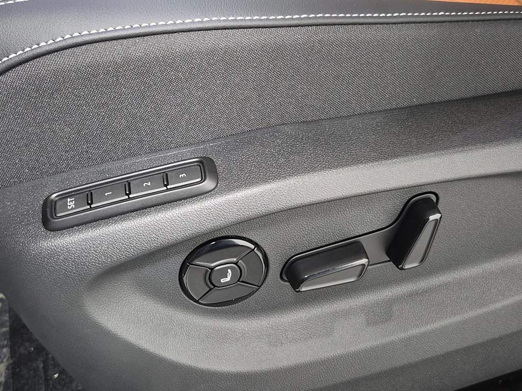 Thumbnail: 2026 Volkswagen Tiguan - 23