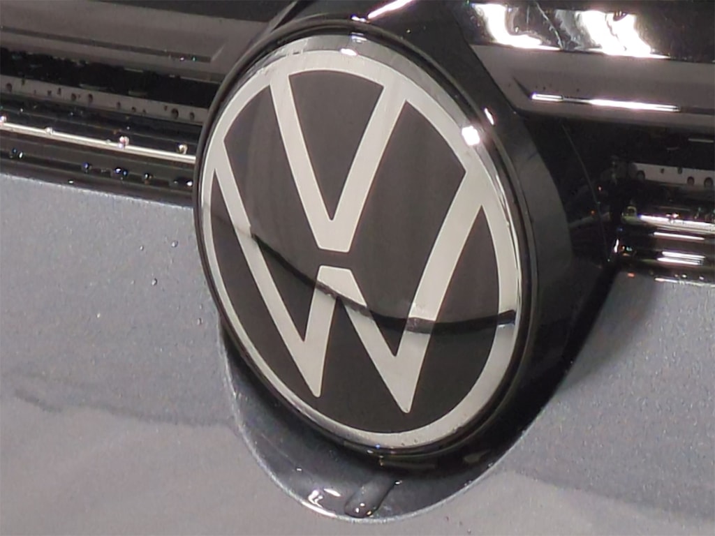 Thumbnail: 2025 Volkswagen Taos - 8