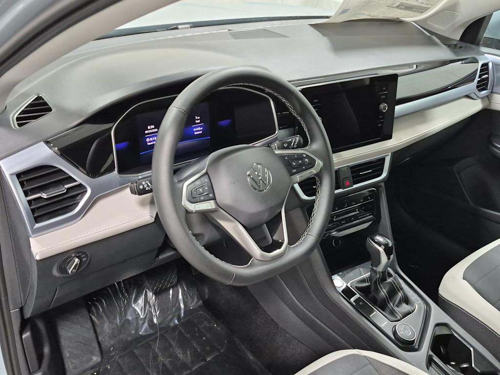 Thumbnail: 2027 Volkswagen Taos - 2