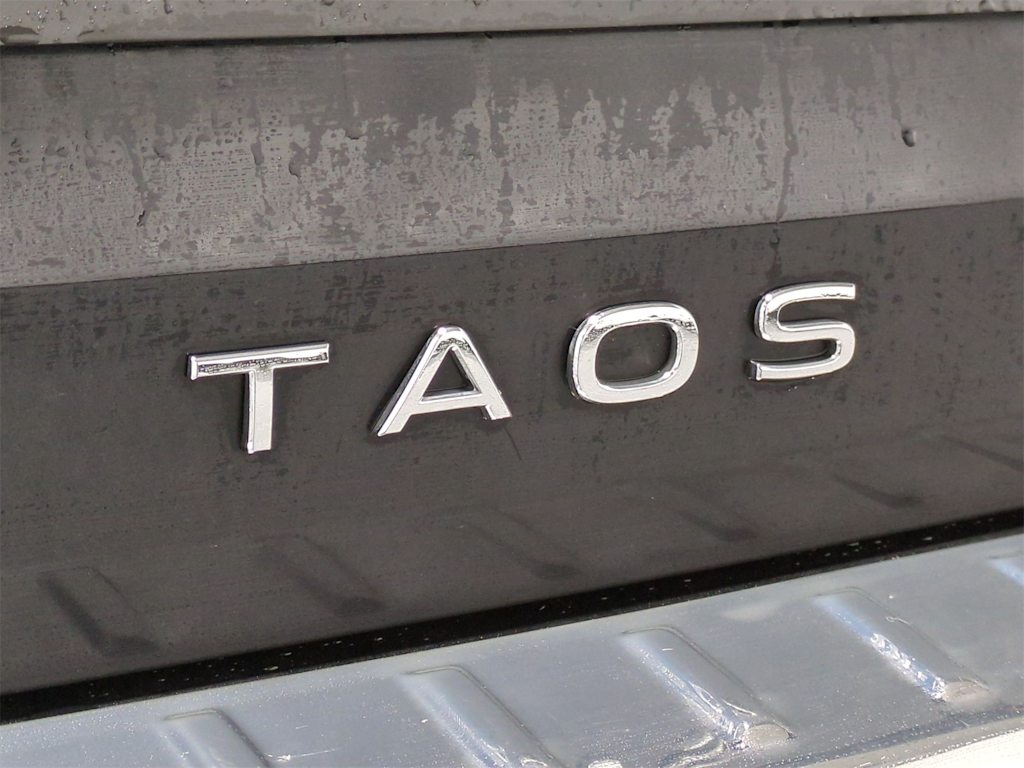 2024 Volkswagen Taos SE 25