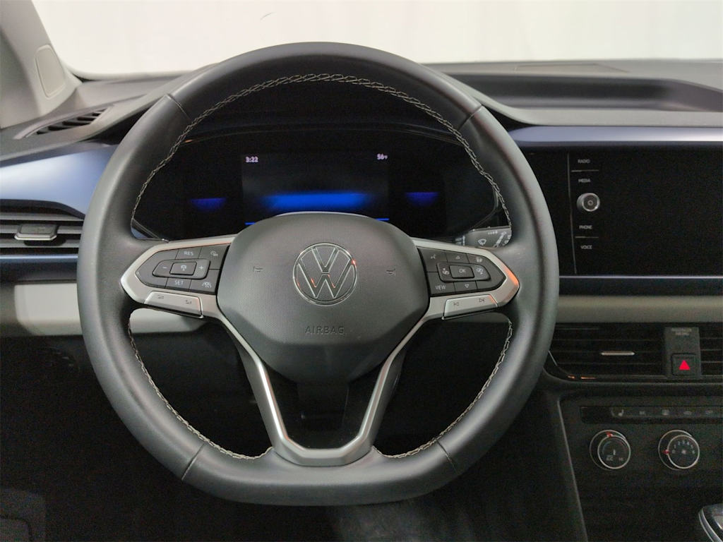 Thumbnail: 2022 Volkswagen Taos - 14