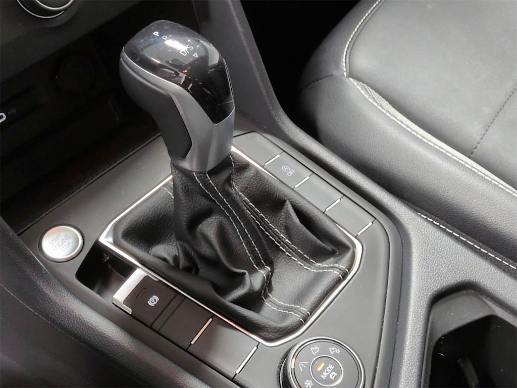 Thumbnail: 2022 Volkswagen Taos - 16