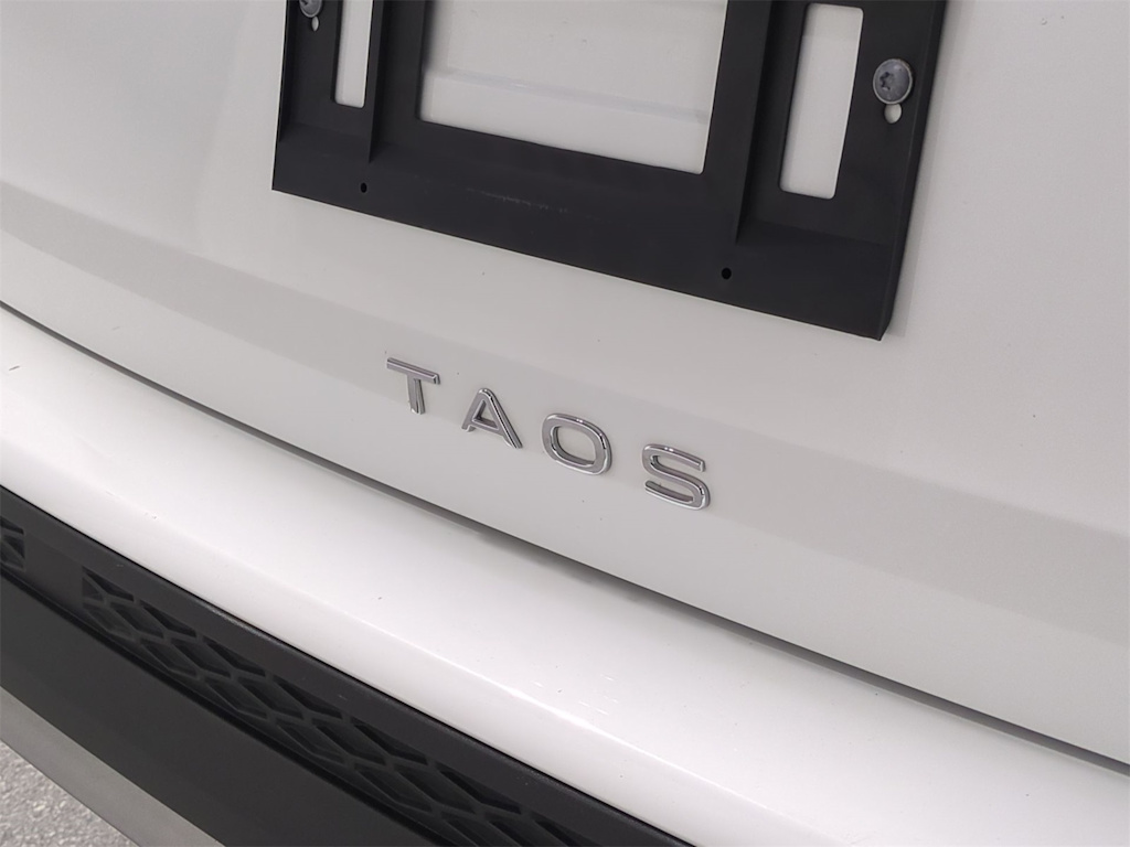 Thumbnail: 2022 Volkswagen Taos - 26