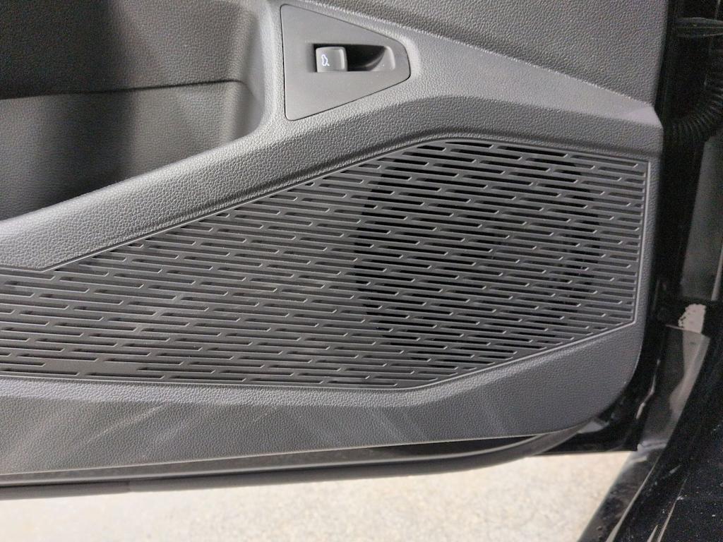 Thumbnail: 2026 Volkswagen Jetta - 37