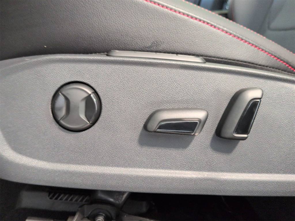 Thumbnail: 2026 Volkswagen Jetta - 27