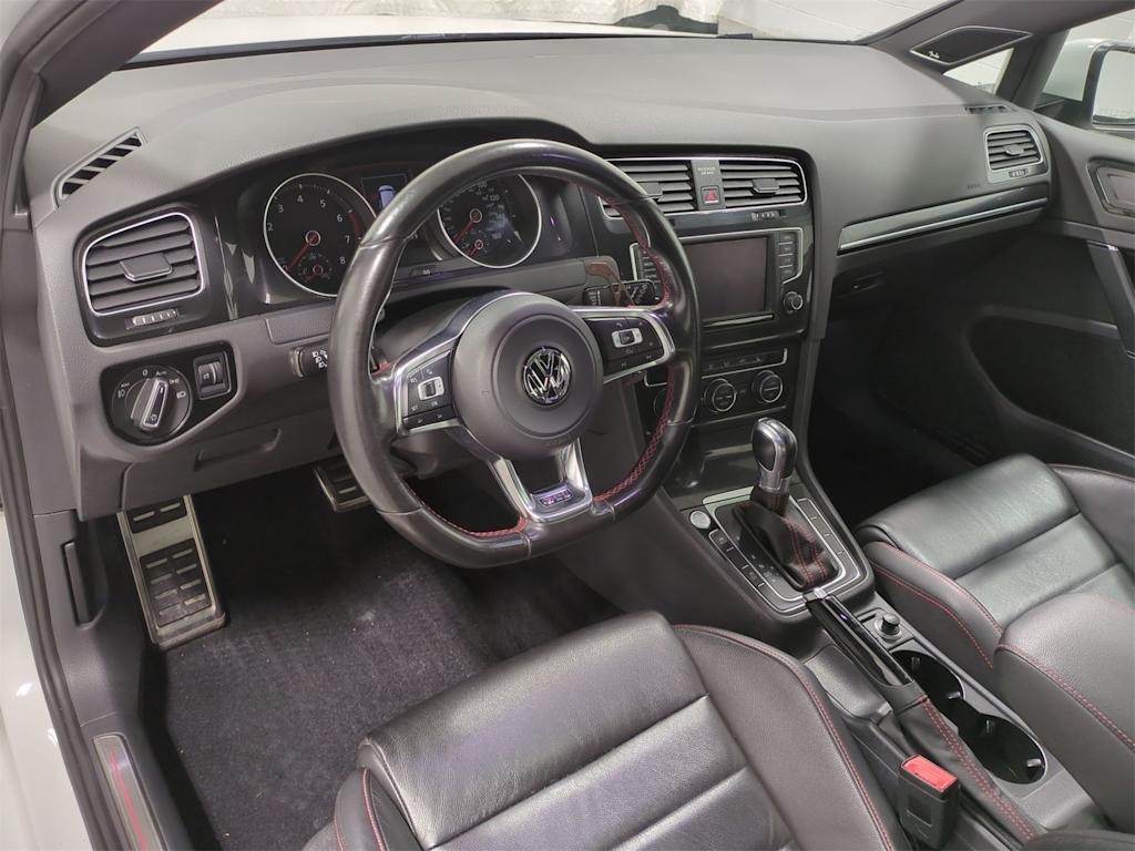 Thumbnail: 2016 Volkswagen Golf - 2