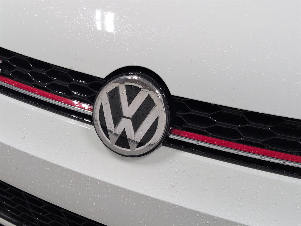 Thumbnail: 2020 Volkswagen Golf - 24