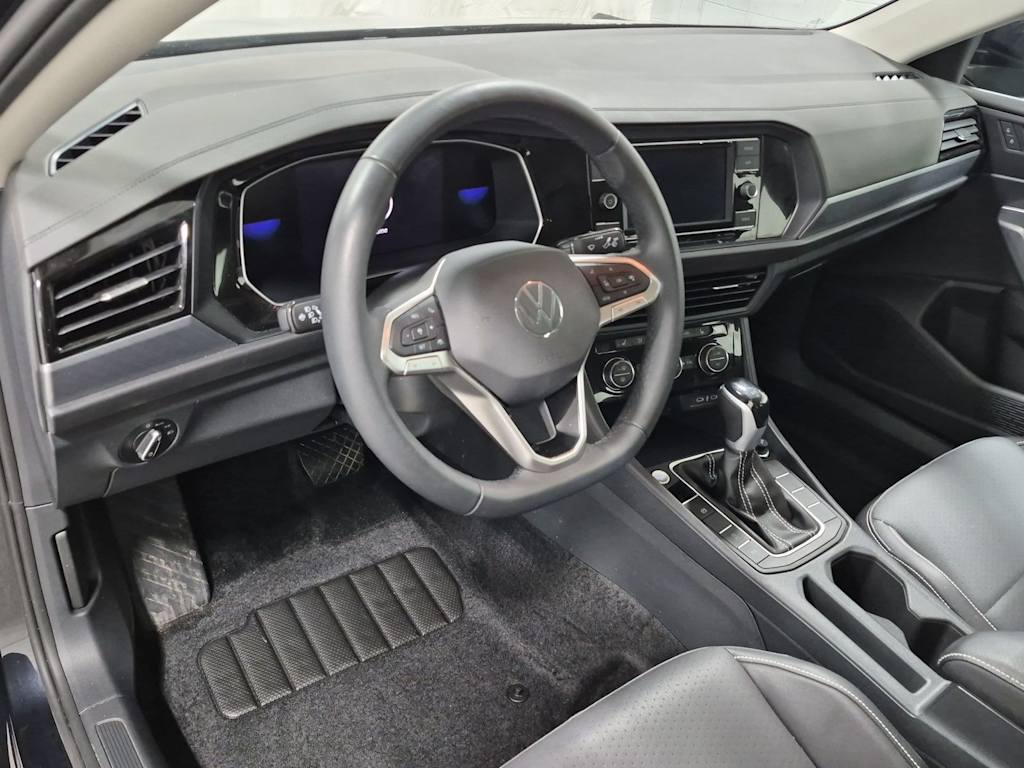 Thumbnail: 2024 Volkswagen Jetta - 2