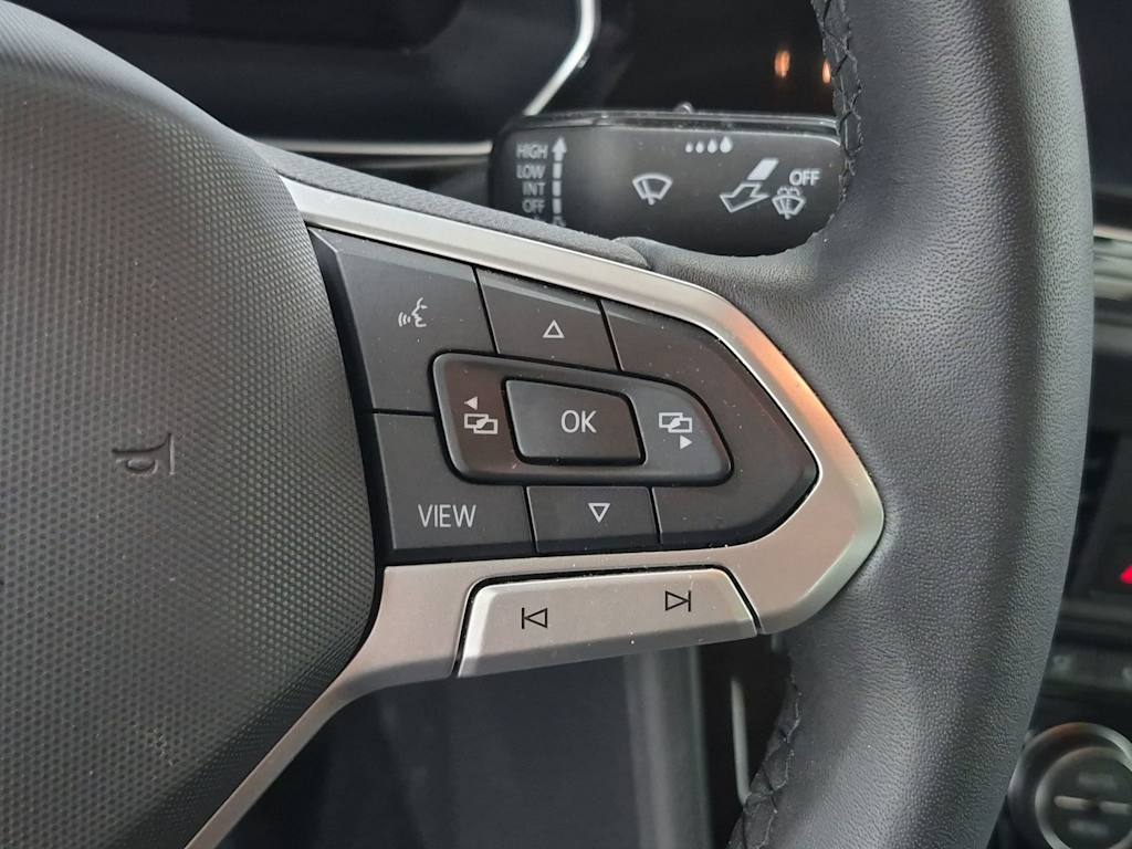 Thumbnail: 2024 Volkswagen Jetta - 31