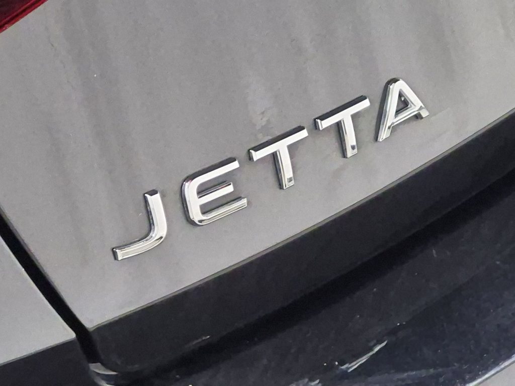 Thumbnail: 2024 Volkswagen Jetta - 25
