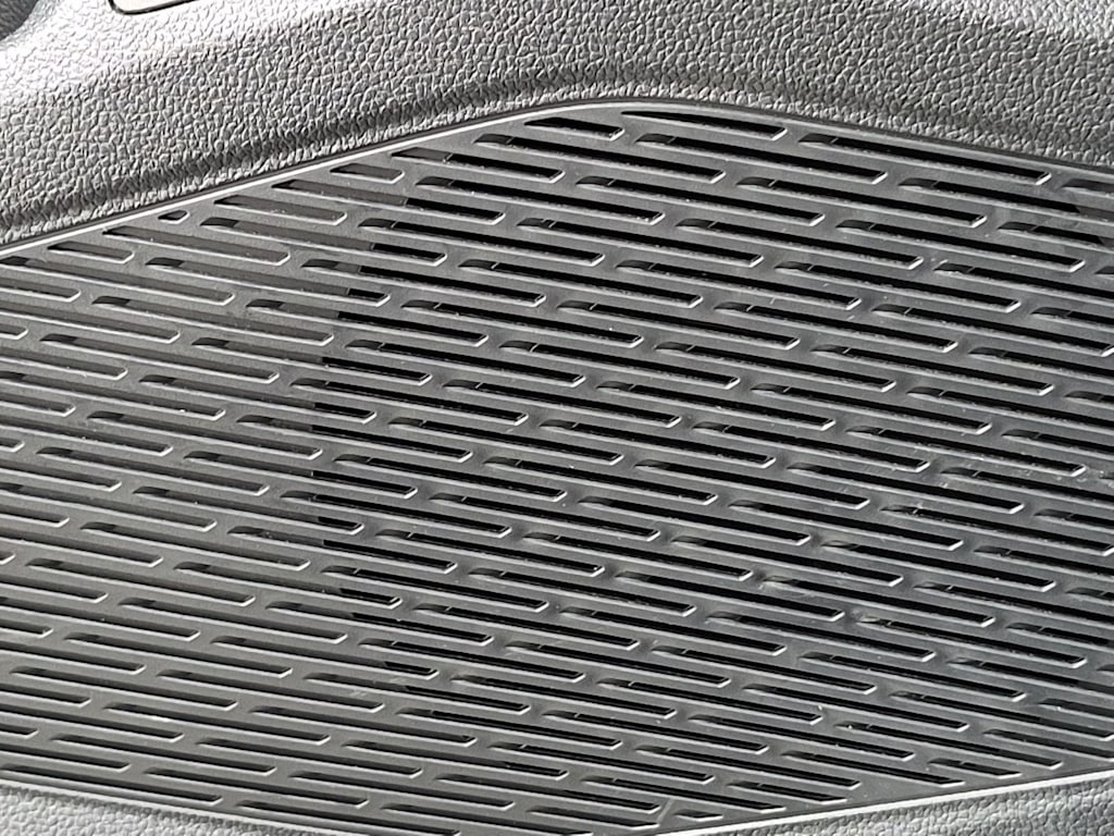 Thumbnail: 2024 Volkswagen Jetta - 33