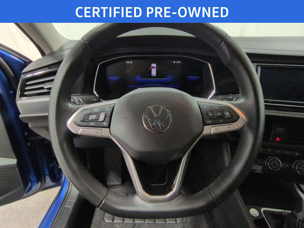 Thumbnail: 2023 Volkswagen Jetta - 14