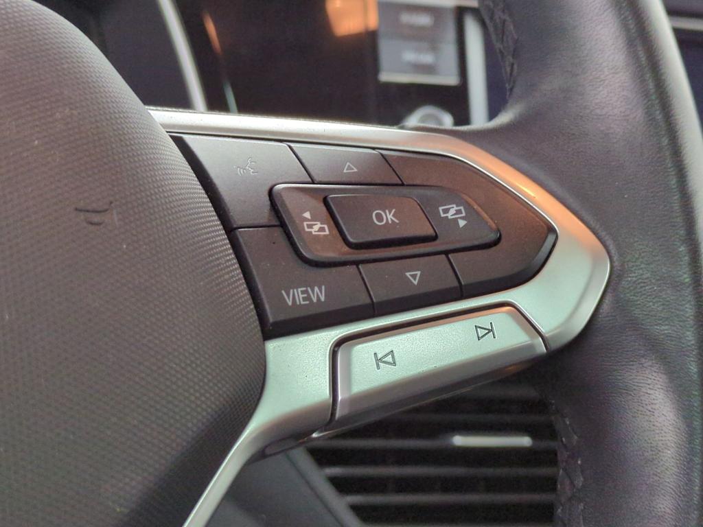 Thumbnail: 2023 Volkswagen Jetta - 31