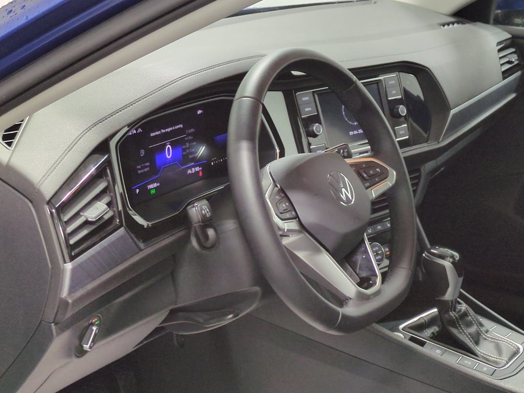 Thumbnail: 2023 Volkswagen Jetta - 2