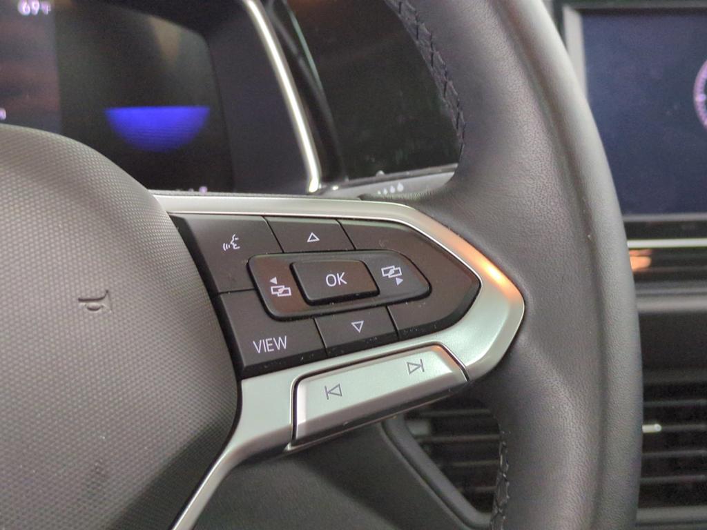 Thumbnail: 2023 Volkswagen Jetta - 30