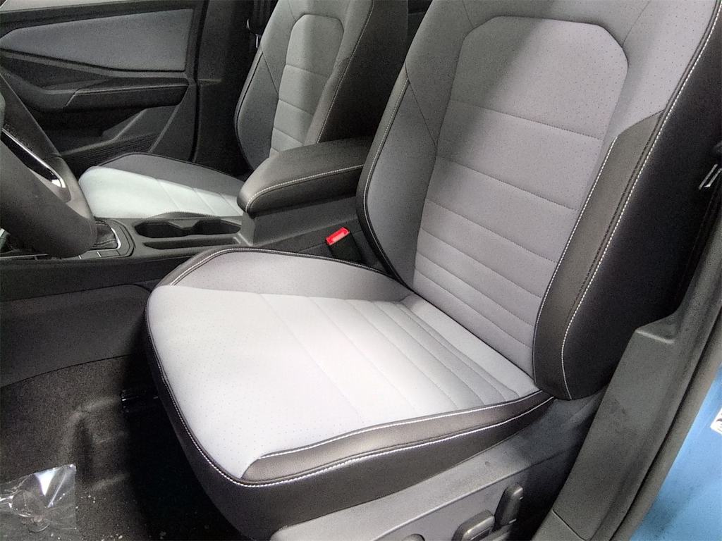 Thumbnail: 2026 Volkswagen Jetta - 11