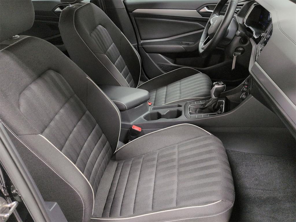 Thumbnail: 2022 Volkswagen Jetta - 30