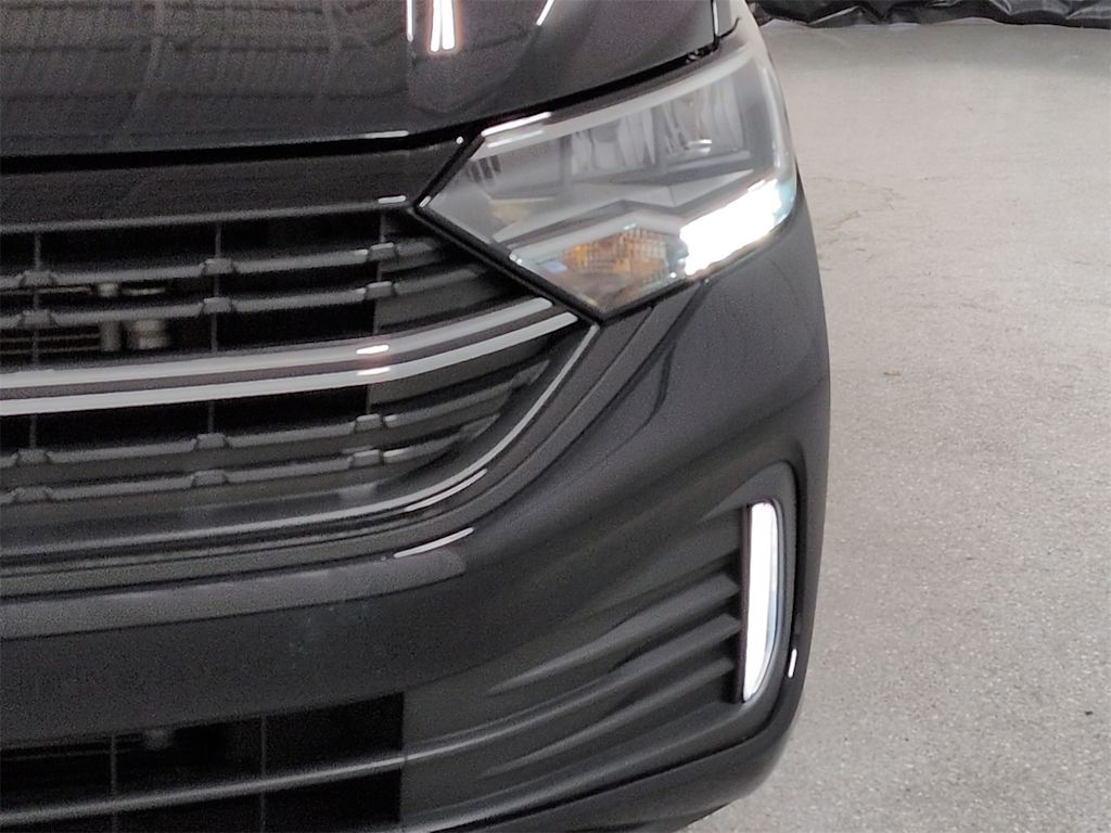 Thumbnail: 2022 Volkswagen Jetta - 25