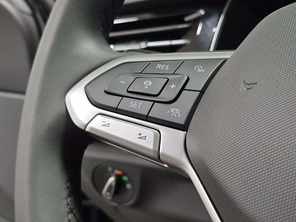 Thumbnail: 2026 Volkswagen Jetta - 28