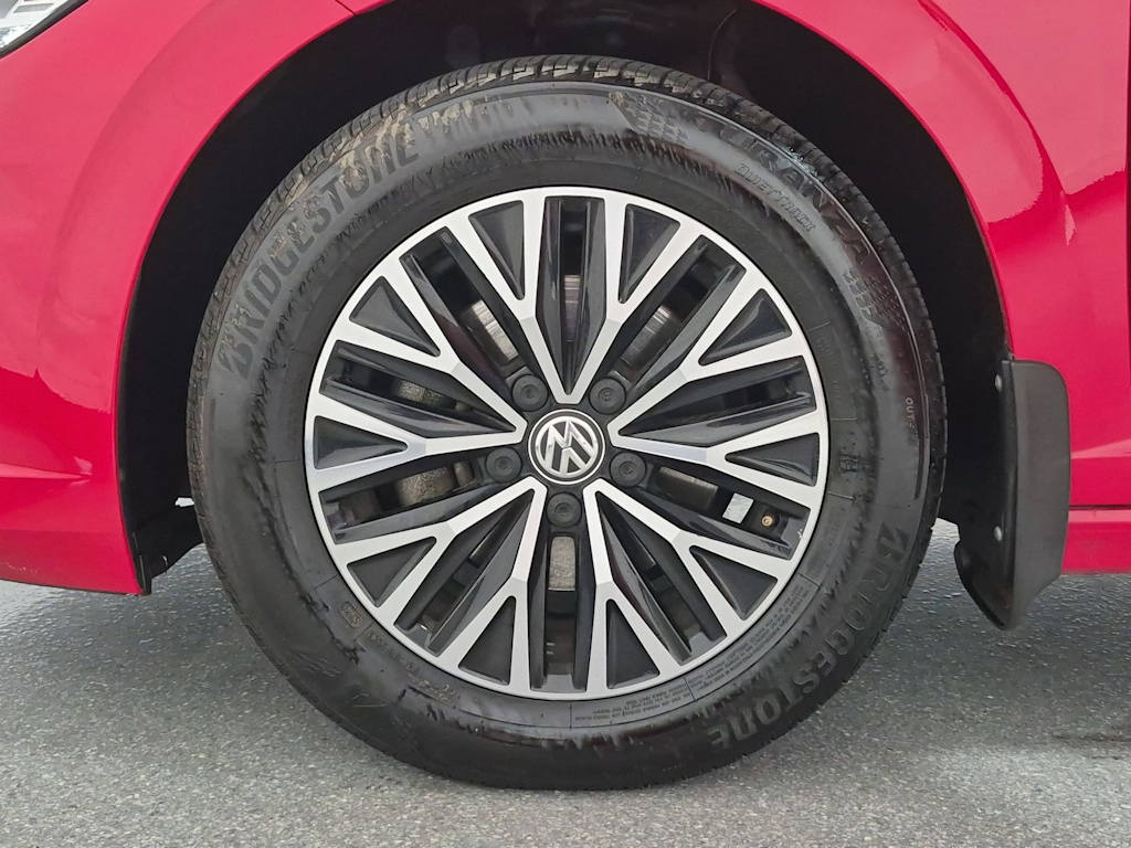 Thumbnail: 2019 Volkswagen Jetta - 8