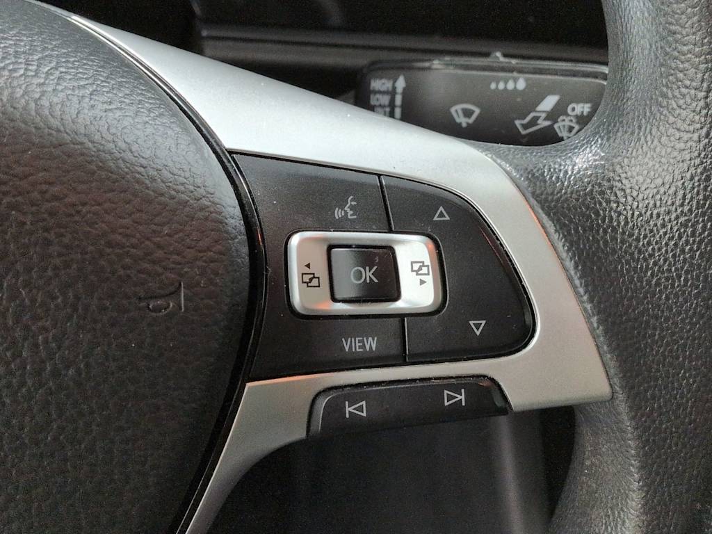 Thumbnail: 2020 Volkswagen Jetta - 30