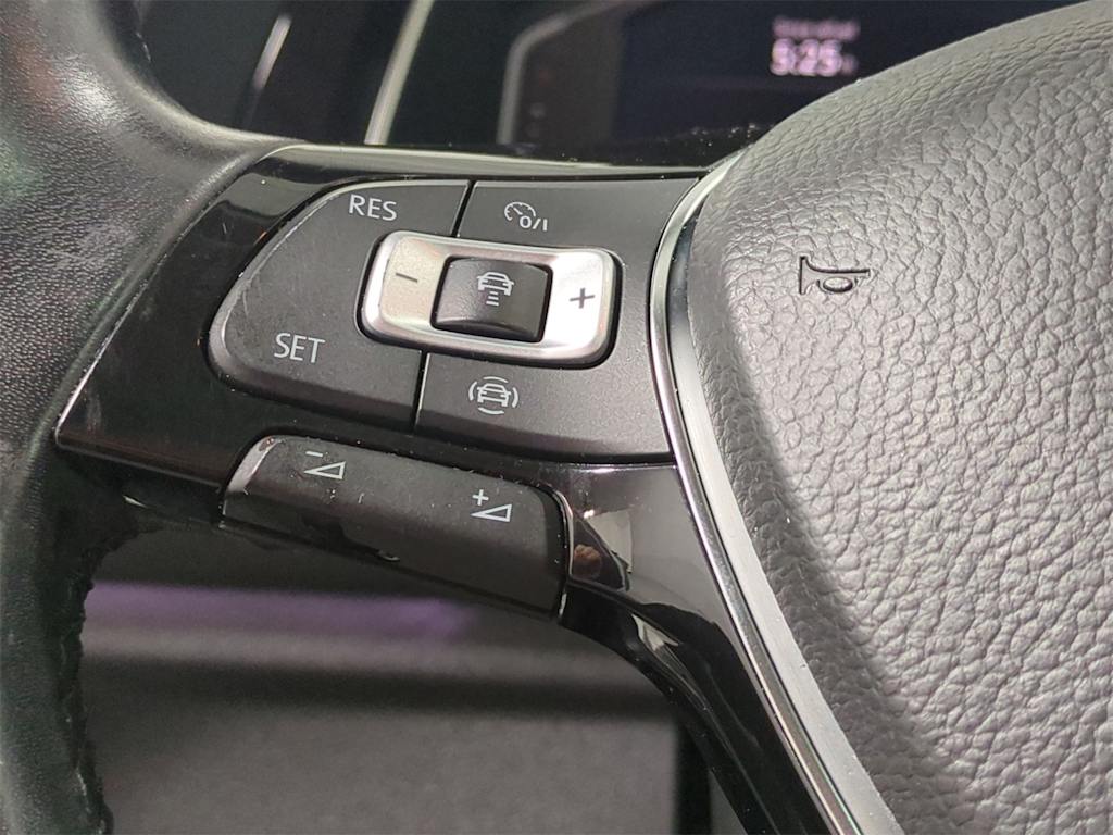 Thumbnail: 2019 Volkswagen Jetta - 27