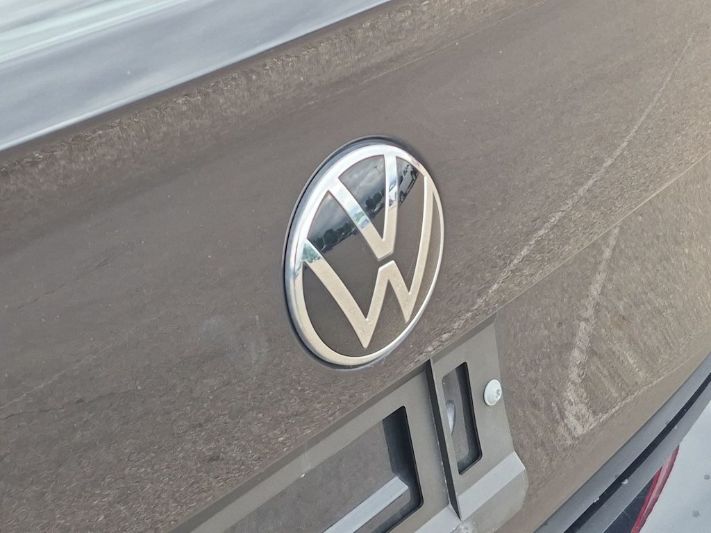 Thumbnail: 2024 Volkswagen Jetta - 6