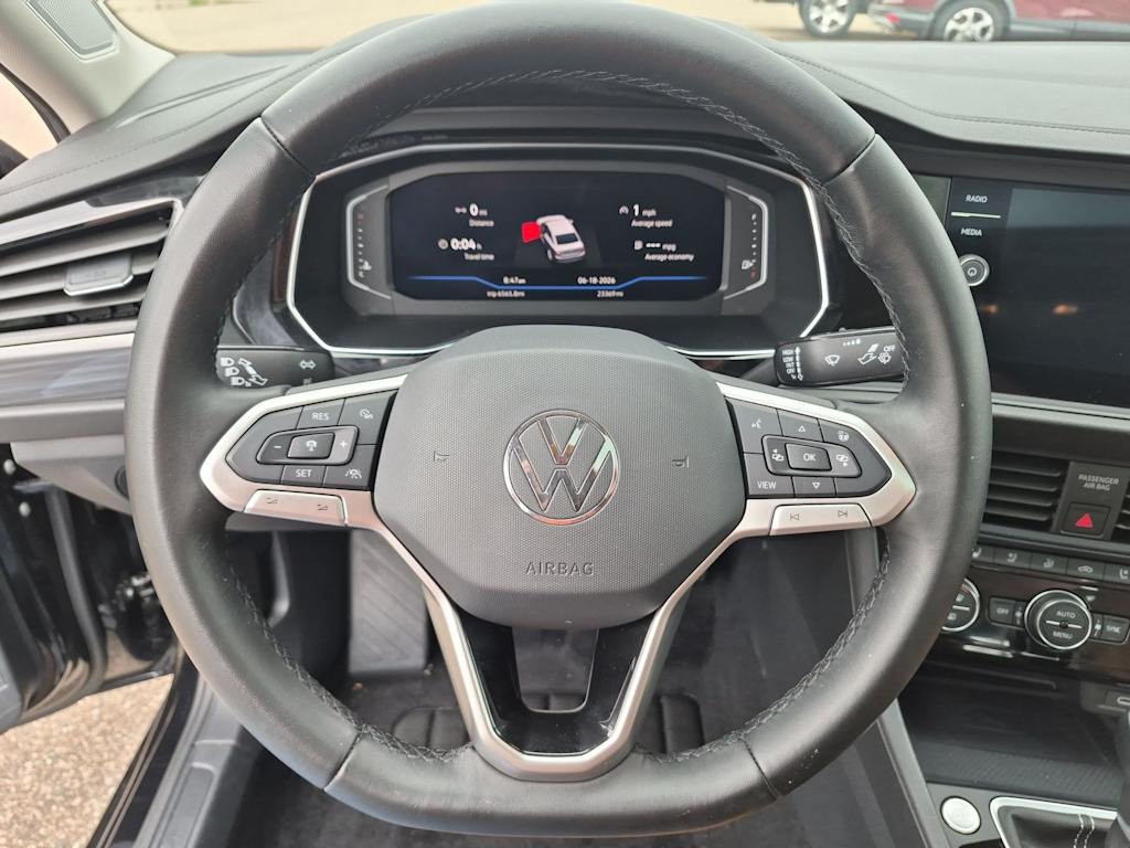 Thumbnail: 2024 Volkswagen Jetta - 12