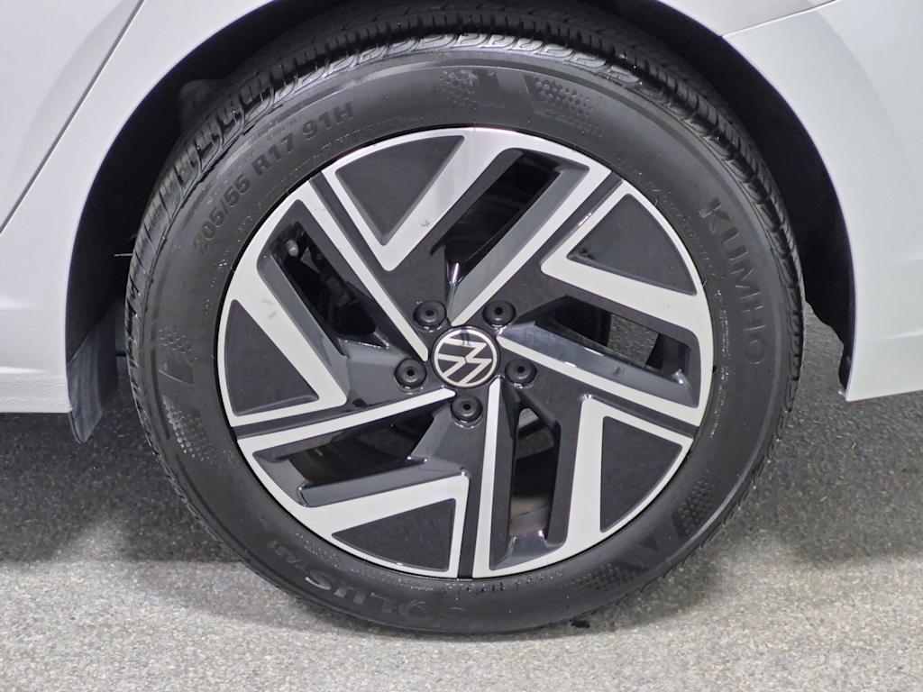 Thumbnail: 2024 Volkswagen Jetta - 8