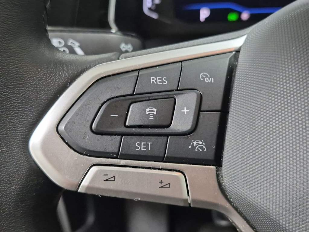 Thumbnail: 2024 Volkswagen Jetta - 31