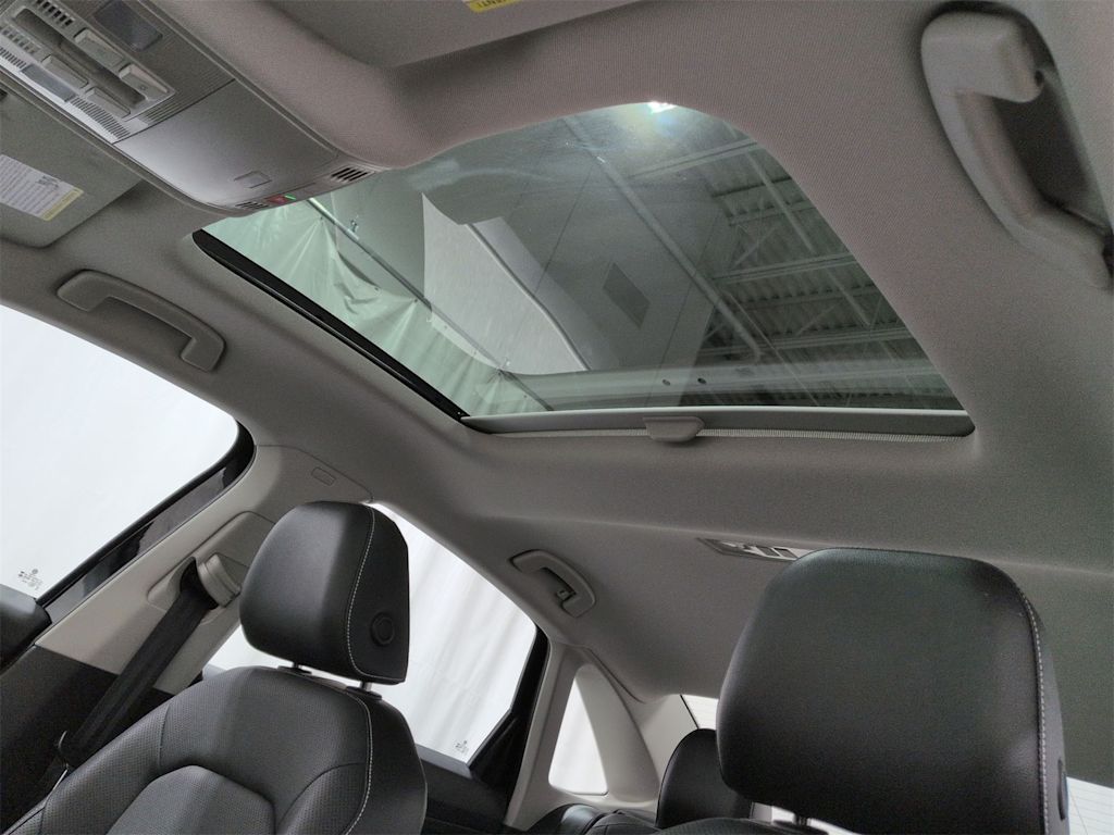 Thumbnail: 2023 Volkswagen Jetta - 28