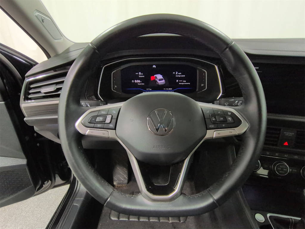 Thumbnail: 2023 Volkswagen Jetta - 13