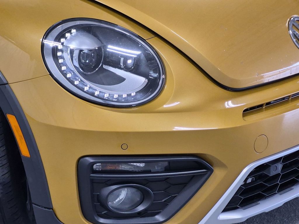Thumbnail: 2017 Volkswagen Beetle - 25