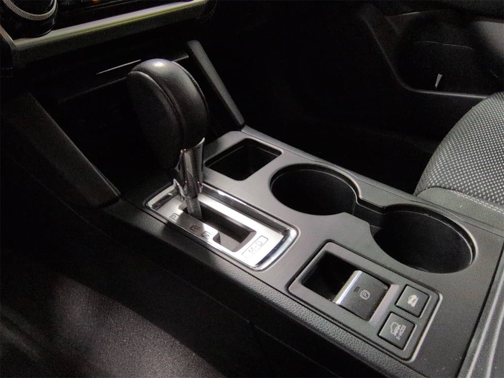 Thumbnail: 2018 Subaru Outback - 16