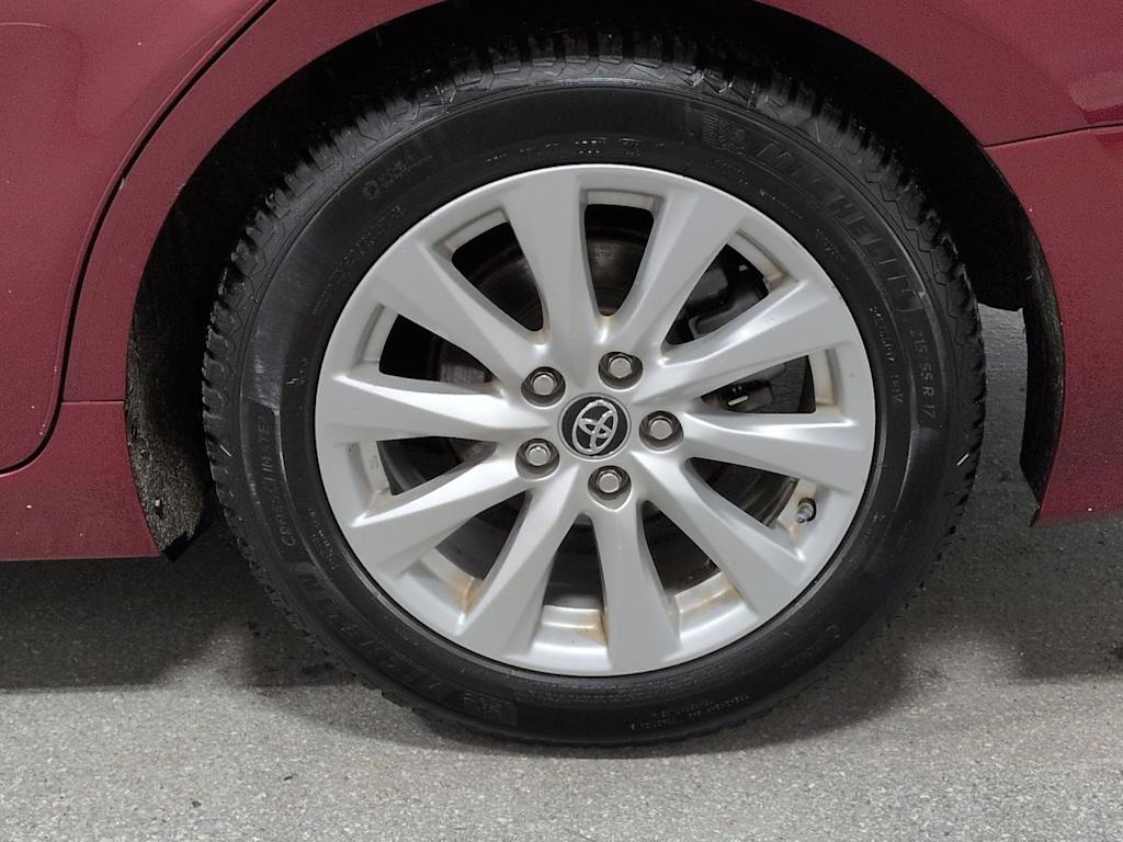 Thumbnail: 2019 Toyota Camry - 8