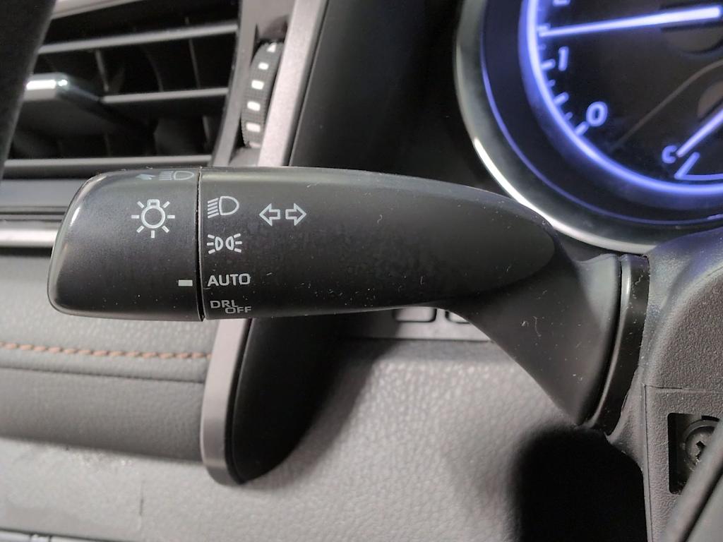 Thumbnail: 2019 Toyota Camry - 33