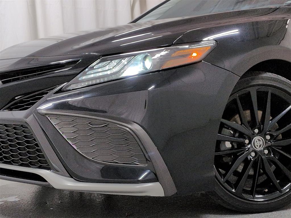 Thumbnail: 2021 Toyota Camry - 25