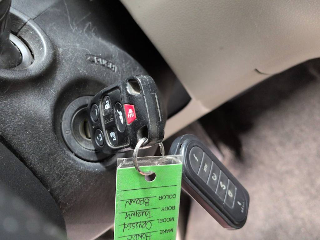 Thumbnail: 2013 Honda Odyssey - 18