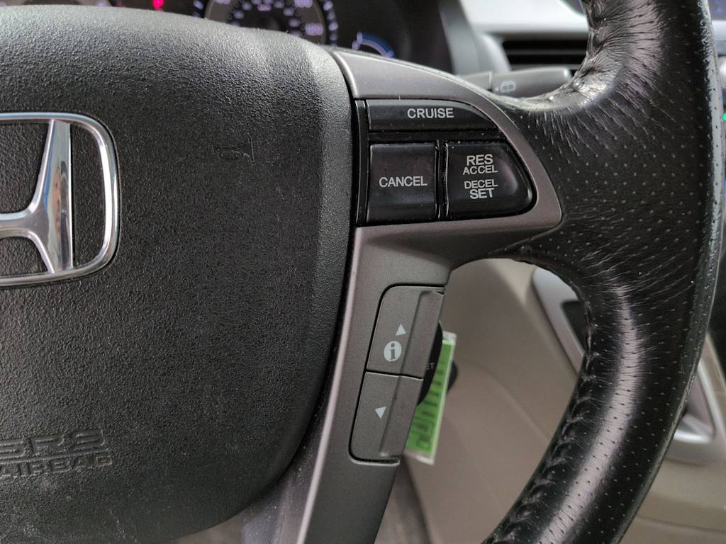 Thumbnail: 2013 Honda Odyssey - 33