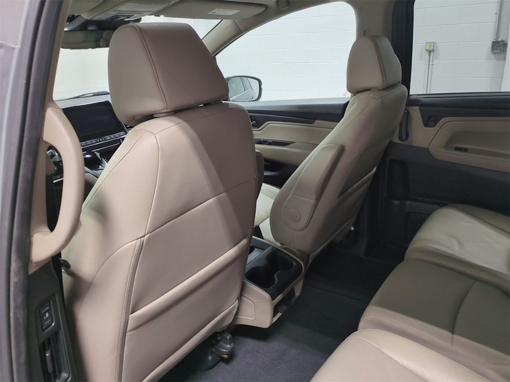 Thumbnail: 2018 Honda Odyssey - 12