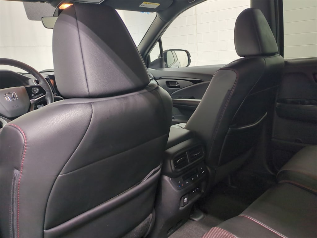 Thumbnail: 2024 Honda Passport - 12
