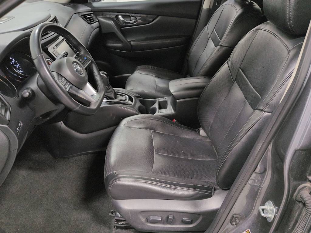 Thumbnail: 2019 Nissan Rogue - 11