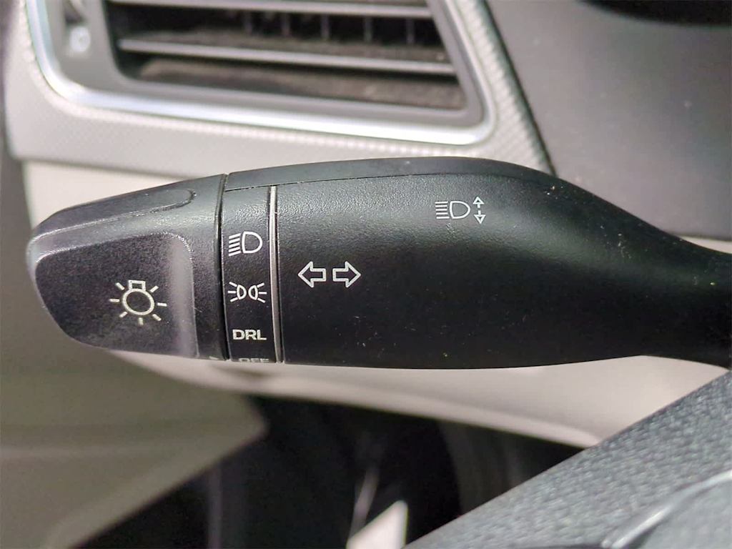 Thumbnail: 2015 Hyundai Sonata - 31