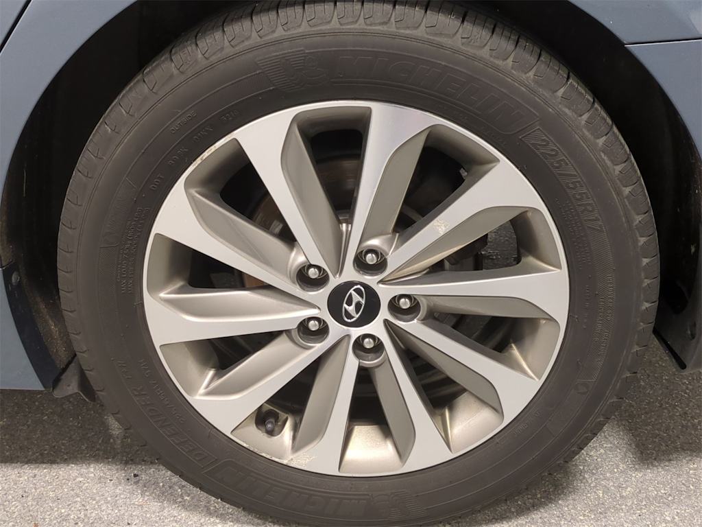 2016 Hyundai Sonata Sport 8