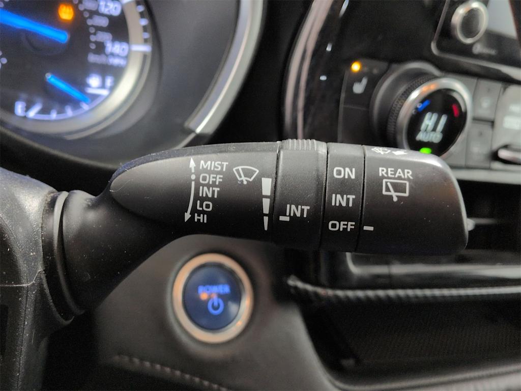 Thumbnail: 2020 Toyota Highlander - 33