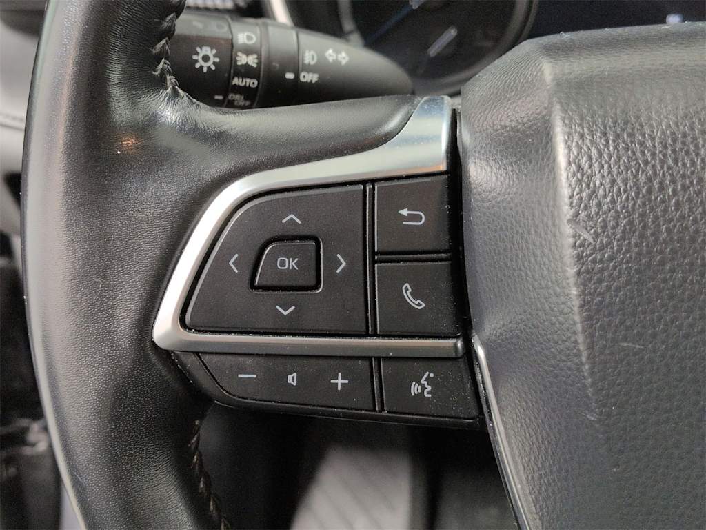 Thumbnail: 2020 Toyota Highlander - 31