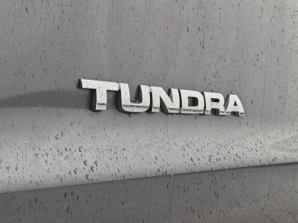 Thumbnail: 2012 Toyota Tundra - 25