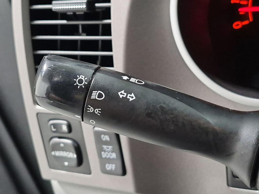Thumbnail: 2012 Toyota Tundra - 15