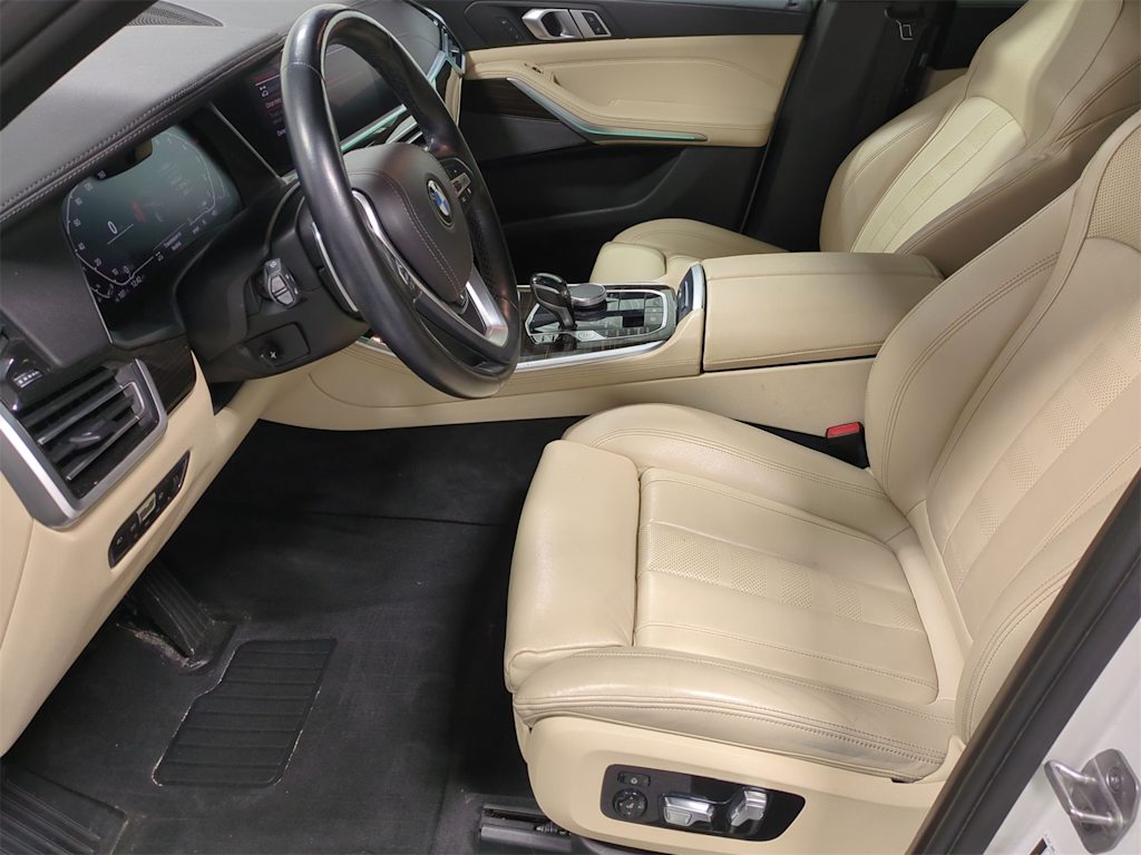 Thumbnail: 2021 BMW X5 - 10
